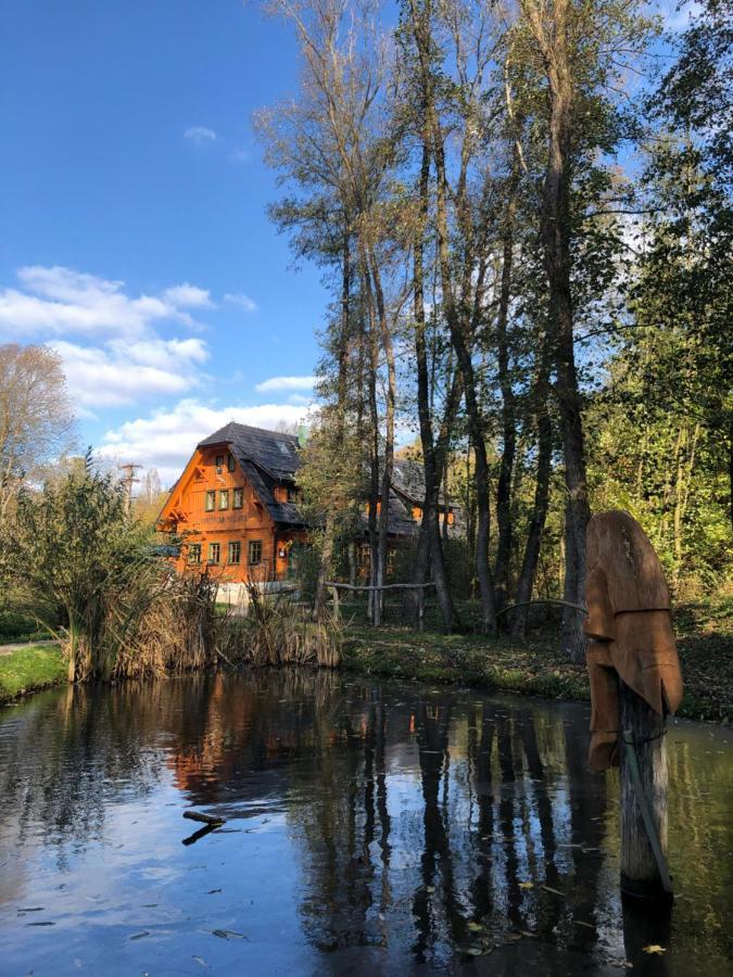 Отель Kamenacka Myslivna Moravany  Экстерьер фото